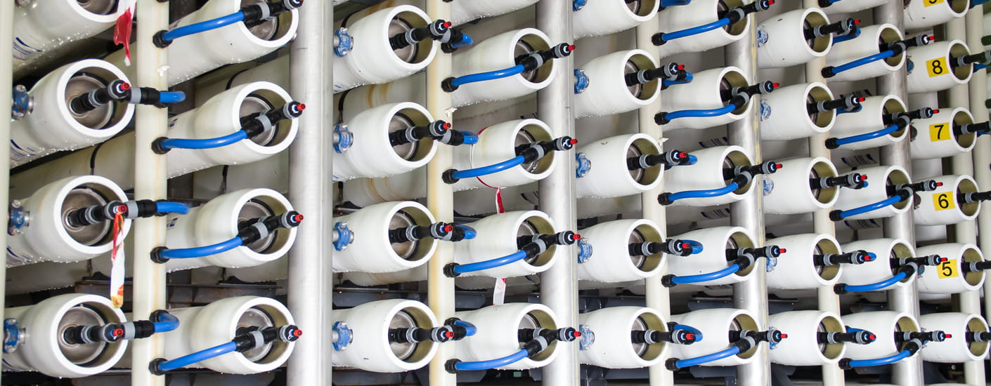 reverse osmosis plant for desalinating sea water